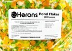 HERONS - Pond Flakes 1 KG - 10L - For Koi, Carp and Other Pond and Coldwater Fish - With Essential Vitamins, Minerals and Trace Elements - Supports Healthy Immune System - Does Not Cloud Water - Image 4
