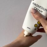 LilyBee - Magnesium Cream & Essential Oils, 200ml - 100% pure and natural ingredients - lightweight and moisturising formula which absorbs effortlessly into the skin and aids sleep - Image 5