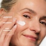 Olay Vitamin C Face Moisturiser Day Cream SPF 30, Niacinamide Brightening Skincare: Anti-Dark Spot, Evens, Hydrates, Non-Greasy, Non-Sticky with Sunscreen for a Healthy Glow, 50ml - Image 4