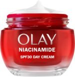 Olay Regenerist Niacinamide Day Cream Face Moisturiser SPF 30, Skincare with Niacinamide 99% Purity, Antioxidant Vitamin E, Anti Ageing Skin Care: Renews, Age Defies and Hydrates, Non-Greasy, 50ml - Image 2