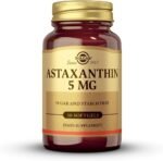 Solgar Astaxanthin 5 mg Softgels - Pack of 30 - Source of Carotenoids - Derived from Fresh Water Algae - Free from Sugar, Salt and Starch - Image 2